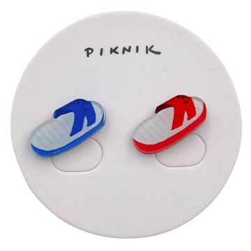 日日野餐 PIKNIK ピンバッジ 台湾青白サンダル|日日野餐 PIKNIK 別針(徽章) 台灣文化系列 藍白拖+紅白拖