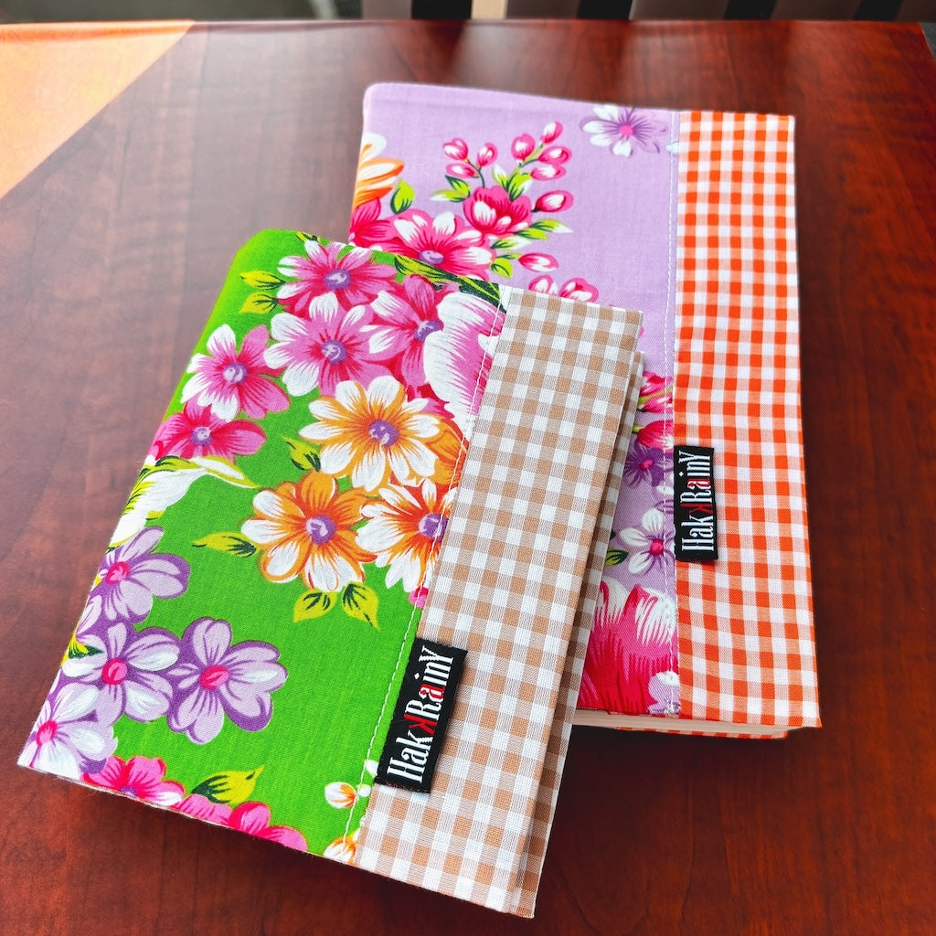 Hakka Rainy 客家花布 ブックカバー（A6サイズ・文庫判）｜客家花布書