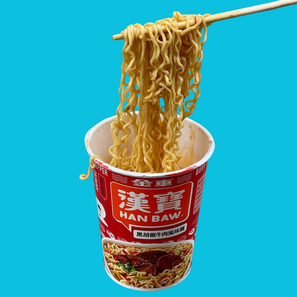 〈3食入〉金車 漢宝 ブラックペッパービーフ風味 カップヌードル｜金車 漢寶 黑胡椒牛肉風味麵｜74gx3