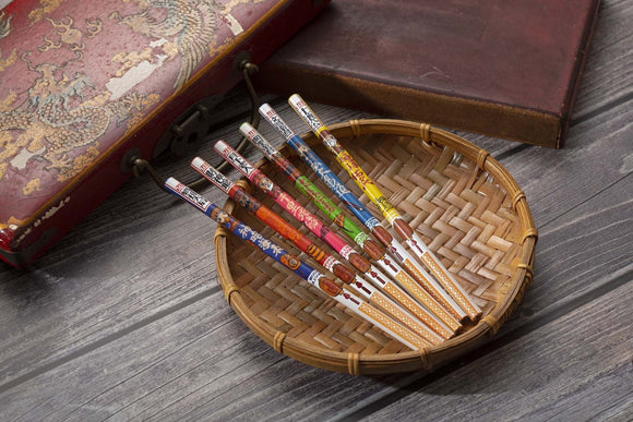 レトロ可愛い 台湾 利百代 台湾の神様 財神爺（ざいしんいぇ） ちびキャラ柄鉛筆｜利百代 神明保庇 財神爺 鉛筆｜硬度：2B