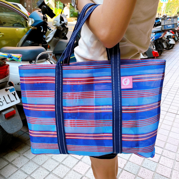 Taiwan Love オリジナル ブルーボーダー 台湾漁師網バッグ ナイロンバッグ (茄芷袋) 台湾製｜小さめMサイズ（4号）｜コットン布持ち手タイプ｜Taiwan Love 藍色線條款 茄芷袋 4號