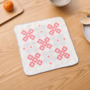 印花楽 ガーゼハンカチ 海棠タイル 春梅レッド｜紗布方塊巾 海棠花磚 春梅紅