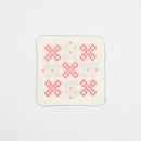 印花楽 ガーゼハンカチ 海棠タイル 春梅レッド｜紗布方塊巾 海棠花磚 春梅紅