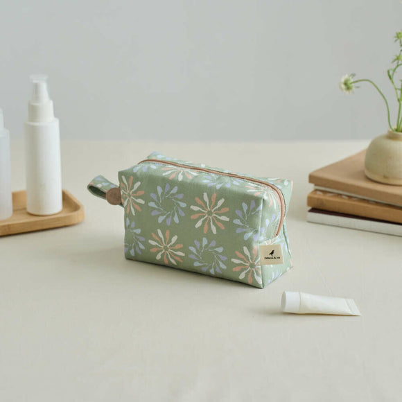 印花楽 長方形ポーチ ファスナー付き 黒鳥サークル柄 春のガーデングリーン｜拉鏈長方收納包 烏秋圈圈 春綠花園