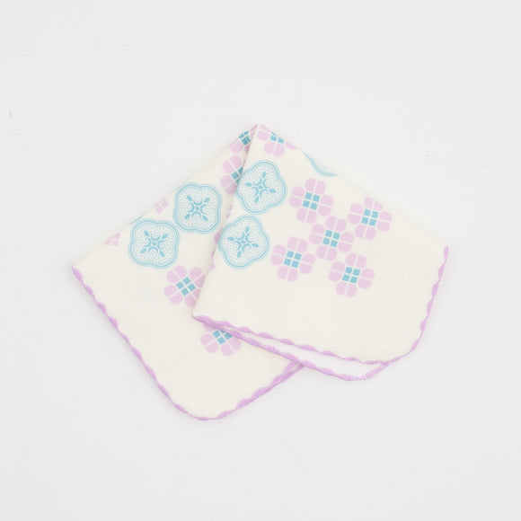 印花楽 ガーゼハンカチ 海棠タイル ライラックパープル｜紗布方塊巾 海棠花磚 丁香紫