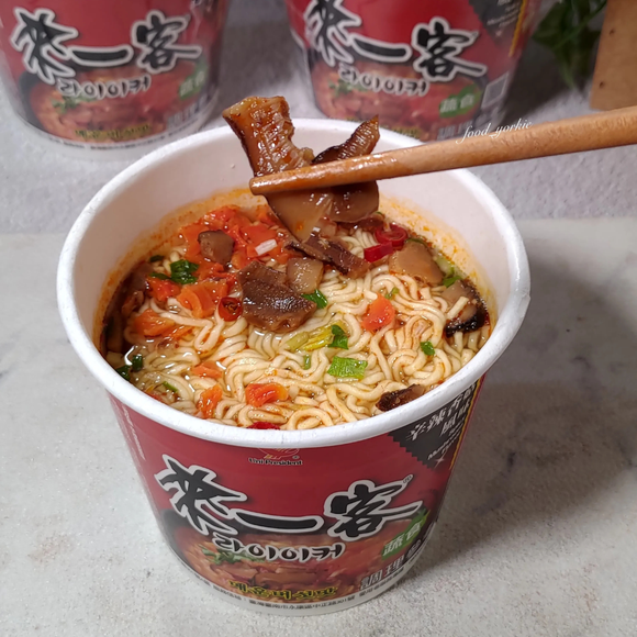 〈3食入〉来一客 ピリ辛しいたけ風味｜來一客 辛辣香菇風味｜69gx3