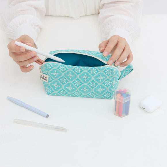 印花楽 長方形ポーチ ファスナー付き レトロ窓ガラス柄 アイスブルーグリーン｜拉鏈長方收納包 玻璃海棠 冰晶藍綠