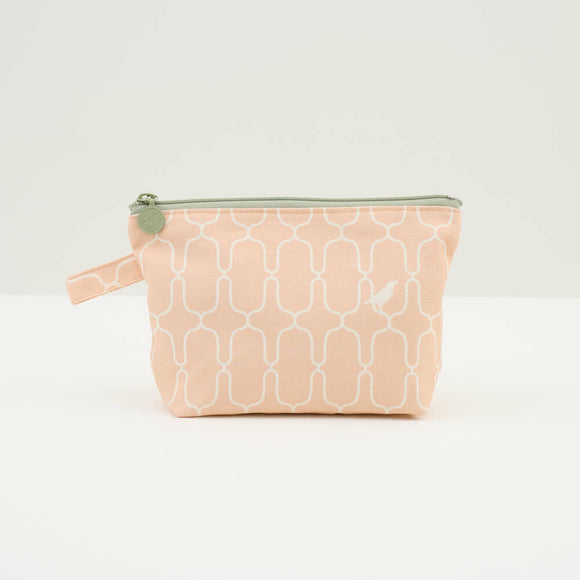 印花楽 台形ポーチ ファスナー付き 鉄窓花5号 コーラルオレンジ｜拉鏈梯形收納包 鐵花窗5號 珊瑚橘粉