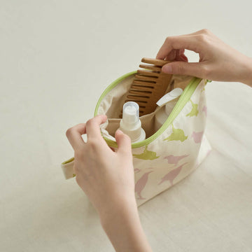 印花楽 台形ポーチ ファスナー付き 台湾八哥5号 桜色｜拉鏈梯形收納包 台灣八哥5號 春櫻色