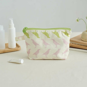 印花楽 台形ポーチ ファスナー付き 台湾八哥5号 桜色｜拉鏈梯形收納包 台灣八哥5號 春櫻色