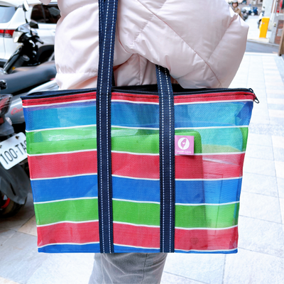 Taiwan Love オリジナル 台湾漁師網バッグ ナイロンバッグ (茄芷袋) 台湾カラー ボーダー 台湾製｜小さめMサイズ（4号）｜ファスナー付きショルダーストラップタイプ｜Taiwan Love 經典款 肩背拉鍊茄芷袋 4號