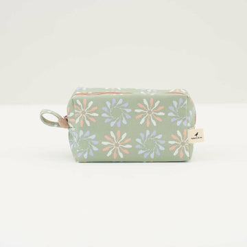 印花楽 長方形ポーチ ファスナー付き 黒鳥サークル柄 春のガーデングリーン｜拉鏈長方收納包 烏秋圈圈 春綠花園