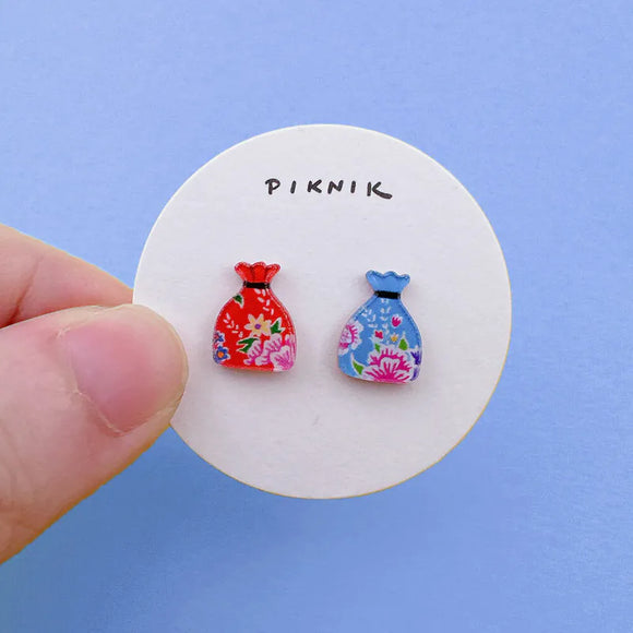 日日野餐 PIKNIK ピンバッジ 客家花布の巾着袋｜日日野餐 PIKNIK 別針（徽章） 客家文化系列 客家花布小錦囊福袋