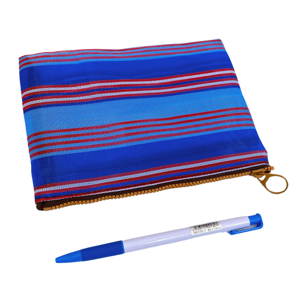 台湾漁師網バッグ地 仕切り付マルチポーチ ブルーボーダー｜茄芷袋拉鍊包 藍色線條（本体・ファスナーの色はランダム出荷）※ご購入の場合、色の原因で返品・交換は対応不可