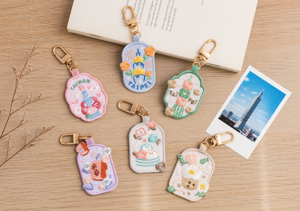 好感良物 Soft living 刺繍チャーム 春意台灣｜花繪吊飾 春意台灣