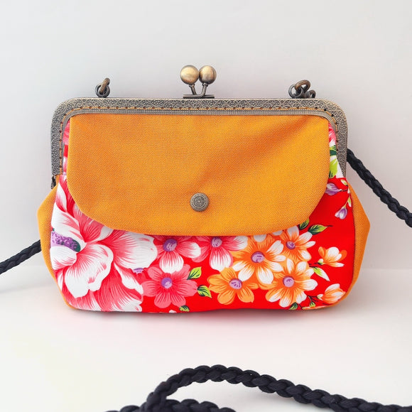 Hakka Rainy 客家花布 がま口ショルダーバッグ（大）｜方形口金肩背包（大）｜台湾花布