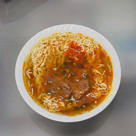 〈3食入〉維力 イットツァン 一度贊 土鍋煮込み牛肉風味牛肉麺 袋麺｜維力 一度贊 老甕牛肉麵（3個パック｜180gx3）