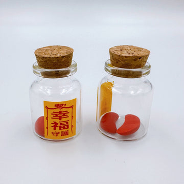台湾ポエ占い用 瓶入りミニポエ 筊杯（ジャオペイ）｜祈福平安 迷你筊杯（ラベル吉祥もんじ6種類から選べる）