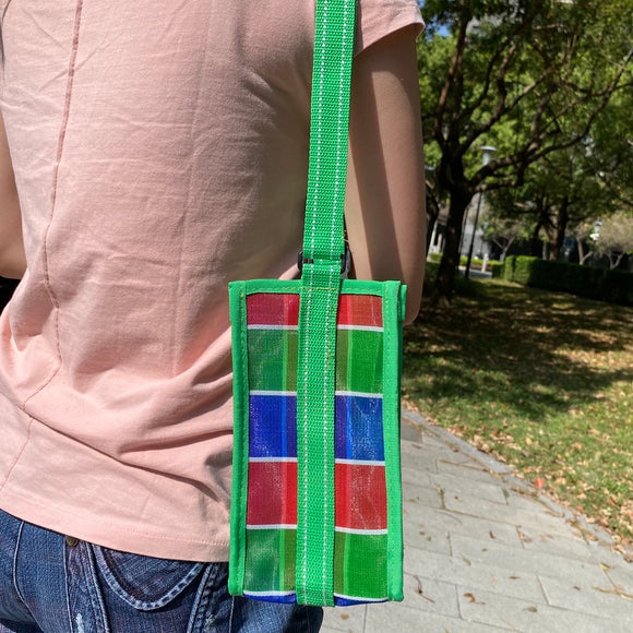 台湾製 漁師網 ナイロンドリンクバッグ（水筒カバー・水筒ホルダー・水筒入れ）肩掛けタイプ グリーン｜茄芷袋飲料袋 綠 肩背式