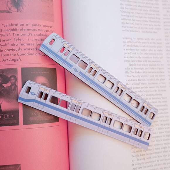 台北メトロ Taipei Metro 371／381型電車 木製定規｜台北捷運 列車造型木尺 371／381型列車 木尺