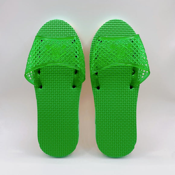 台湾 馴染みの室内サンダル 浴室用スリッパ（緑）サイズ：10.5・11・11.5・12号｜台灣 室內拖鞋 綠色