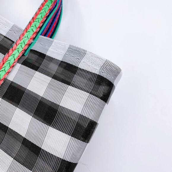 台湾製 チェック柄 モノトーン（ブラック・ホワイト） 漁師網 ナイロンバッグ (茄芷袋)｜Sサイズ 黑白格紋 茄芷袋