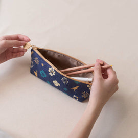 印花楽 ペンケース クラシック柄 落ち着きブルー｜拉鏈筆袋 經典花色 沉穩藍