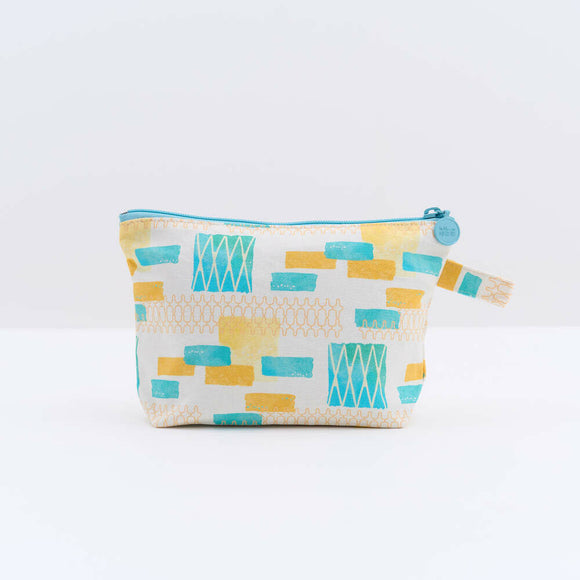 印花楽 台形ポーチ ファスナー付き 鉄窓花タイル ライムオレンジ｜拉鏈梯形收納包 鐵花窗磚牆 萊姆橙黃