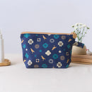 印花楽 台形ポーチ ファスナー付き クラシック柄 落ち着きブルー｜拉鏈梯形收納包 經典花色 沉穩藍