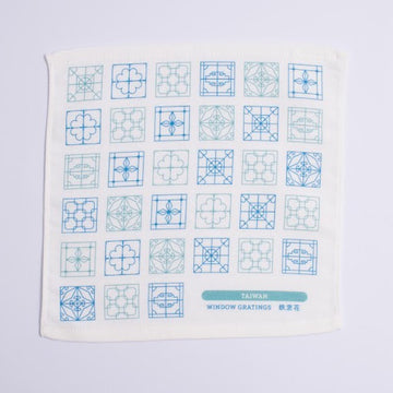 Cosi 台湾製 鉄窓花柄 ハンドタオル（ハンカチ）ガーゼ生地 x タオル生地 デュアルデザイン 27x27cm｜Cosi 鐵窗花 手帕巾（紗布面 x 毛巾面）