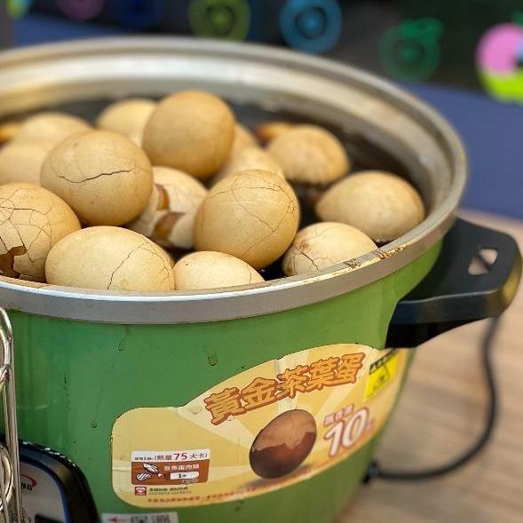 台湾レトロキーホルダー ミニ電鍋 ミニチュア 台湾風煮卵版（茶たまご