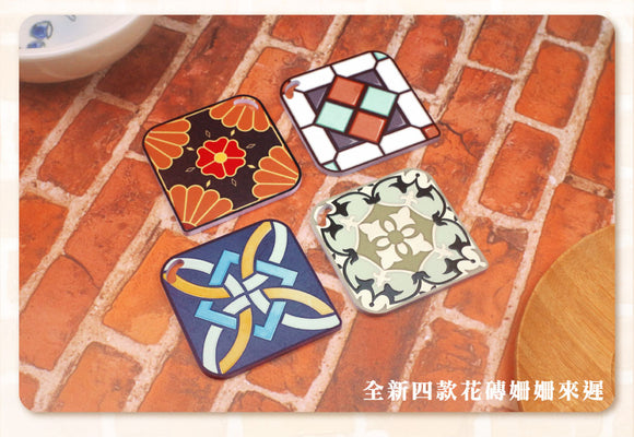 台湾マジョリカタイル柄 キーホルダー型 台湾交通系ICカード 暗花浮影（アンファフエイエ）｜台灣花磚造型悠遊卡