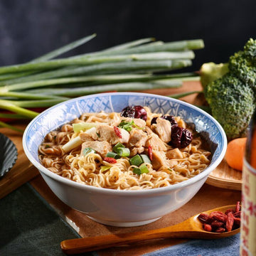 〈3食入〉台酒 花雕鶏麺 老酒煮込鶏肉ラーメン｜台酒花雕雞麵｜3個パック｜200gx3