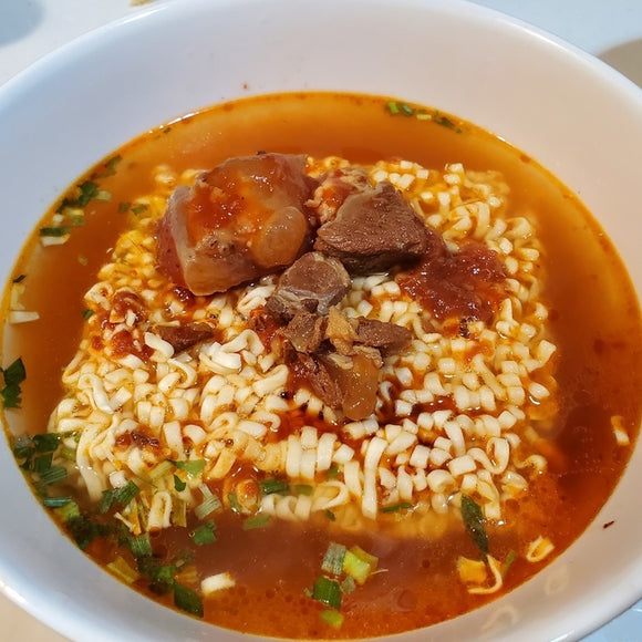 〈3食入〉維力 イットツァン 一度贊 台湾風トマト牛肉麺｜維力 一度贊 濃・蕃茄牛肉麵（3個パック｜185gx3）