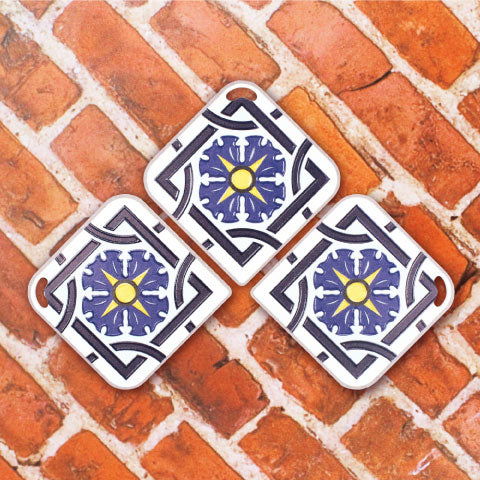 台湾マジョリカタイル柄 キーホルダー型 台湾交通系ICカード 百合錦簇（バイへージンツー）｜台灣花磚造型悠遊卡