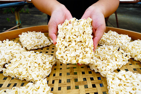 曽拌麺（ソウ・バンメン） 麻辣山椒風味 台湾汁なし混ぜそば｜曾拌麵 香蔥椒麻（4個パック｜116gx4）