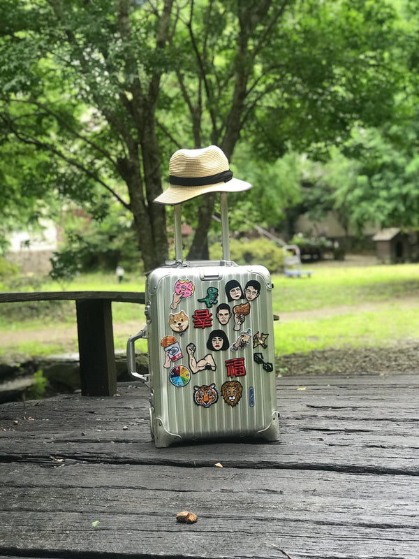 台湾名物・タピオカミルクティー Hi ニーハオ ワッペン ステッカー｜Hi你好 珍珠奶茶 刺繡貼紙
