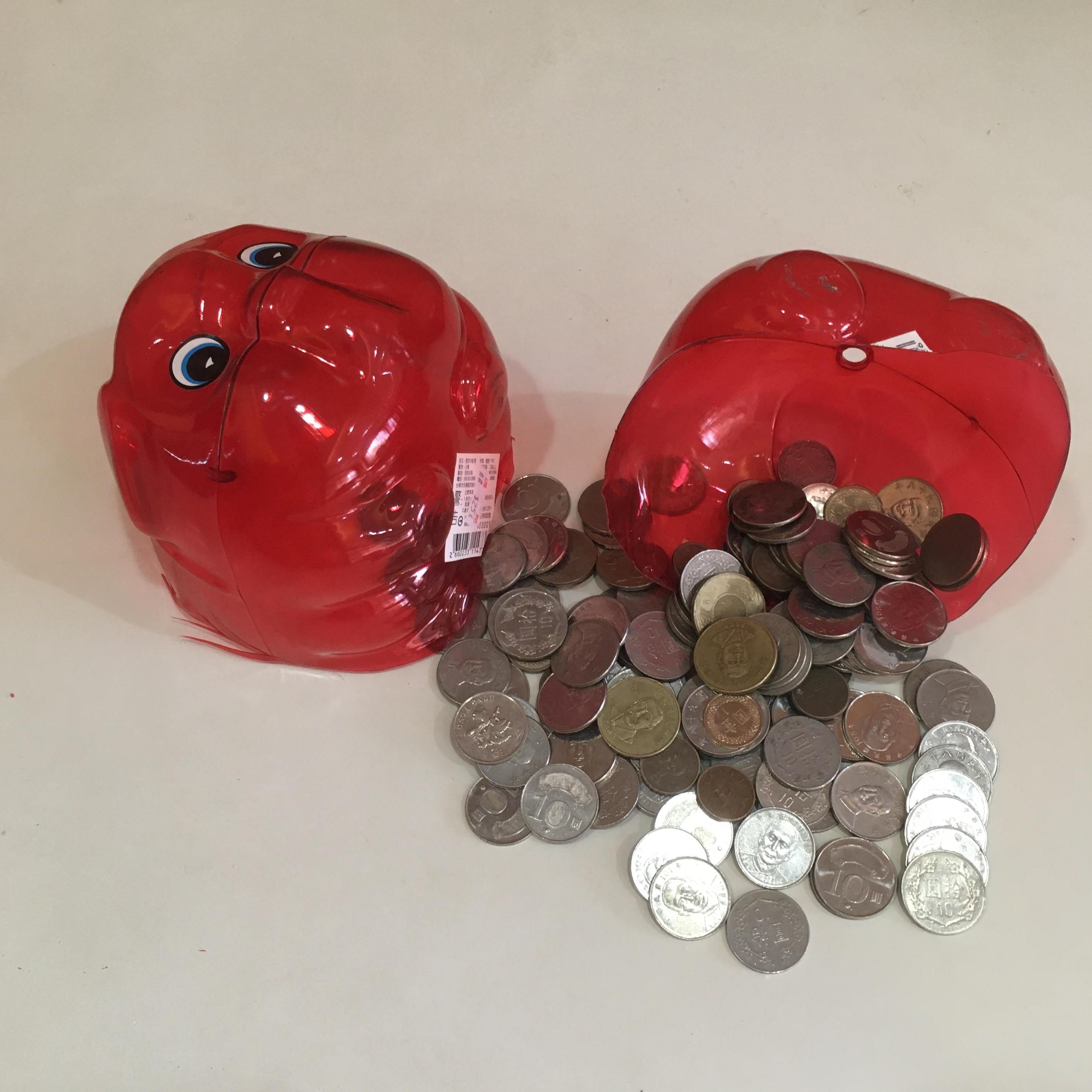 台湾の縁起物 子豚の貯金箱（大）｜カラー：レッド・ブルー