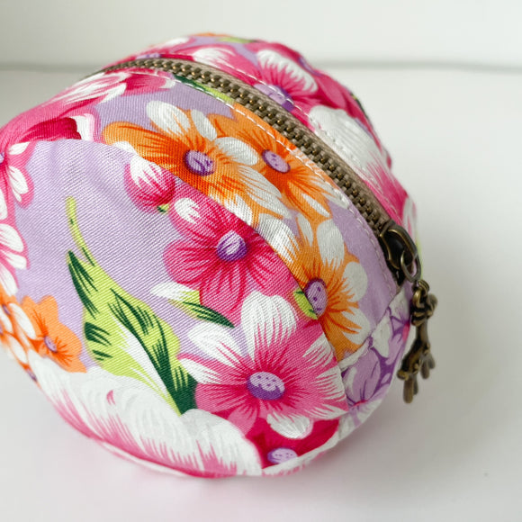 Hakka Rainy 客家花布 ラウンドポーチ（コインケース）｜圓形拉鍊零錢包｜台湾花布