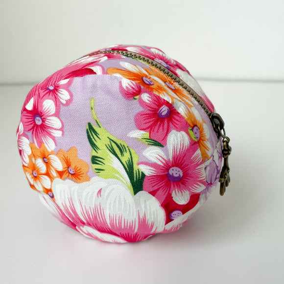 Hakka Rainy 客家花布 ラウンドポーチ（コインケース）｜圓形拉鍊零錢包｜台湾花布