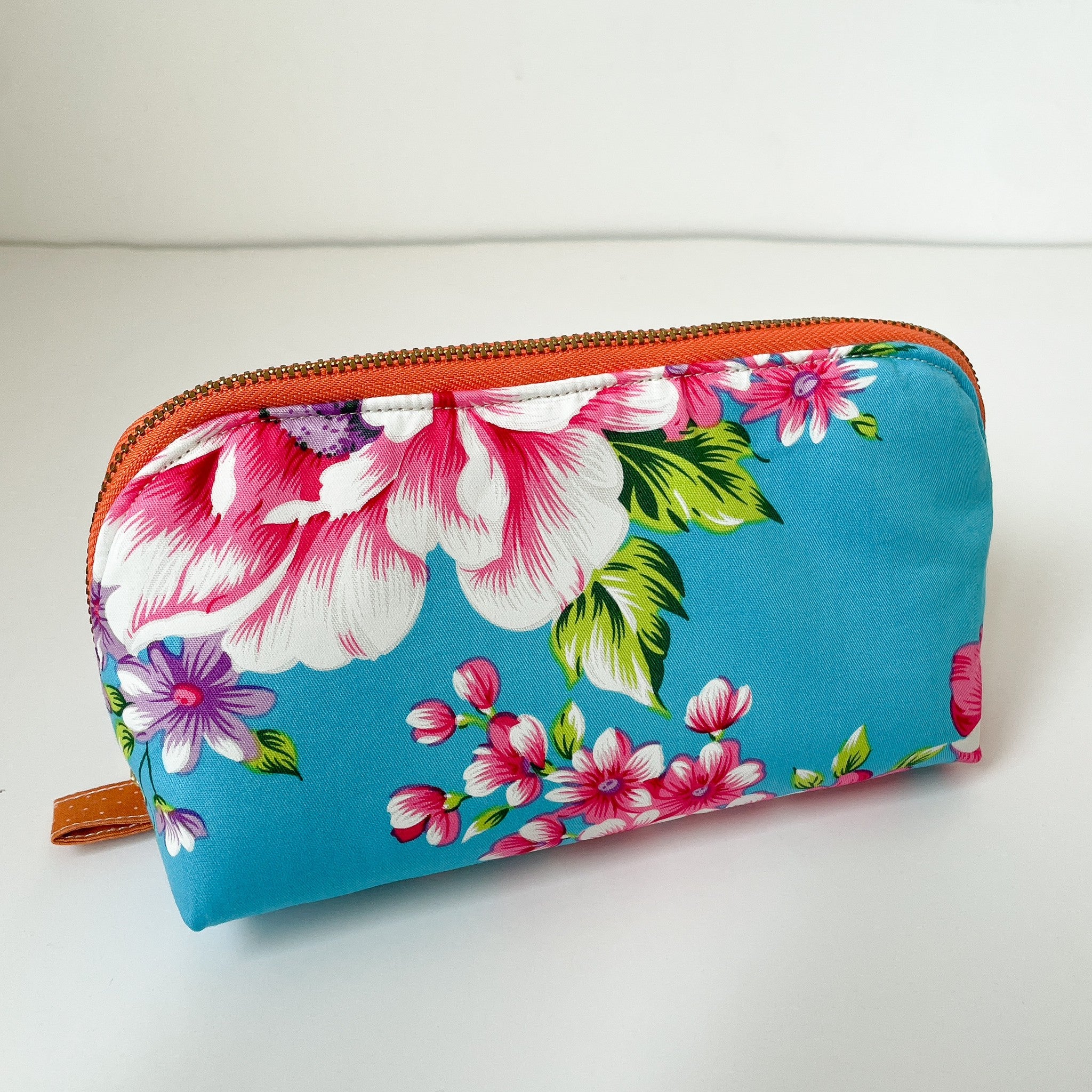 N organic Basic 　春限定　ポーチ＆ファンデ付 ベーシックスクエアポーチ[MARKLESS STYLE TR-1013]｜オリジナル