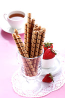 黒師傅 ウエハースロール いちご味｜黑師傅捲心酥 草莓 400g（大容量・缶入り）