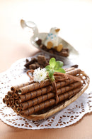 黒師傅 ウエハースロール 黒糖味｜黑師傅捲心酥 黑糖 400g（大容量・缶入り）