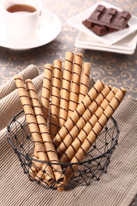 黒師傅 ウエハースロール チョコ味｜黑師傅捲心酥 巧克力 400g（大容量・缶入り）