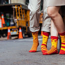 Cosi 台湾 施工現場用 バリケードテープ柄 オレンジ ソックス（男女兼用）台湾製 靴下｜臺灣色彩系列 施工帶（橘紅） 無痕中長襪 MIT臺灣製襪子｜サイズ：S・M・L